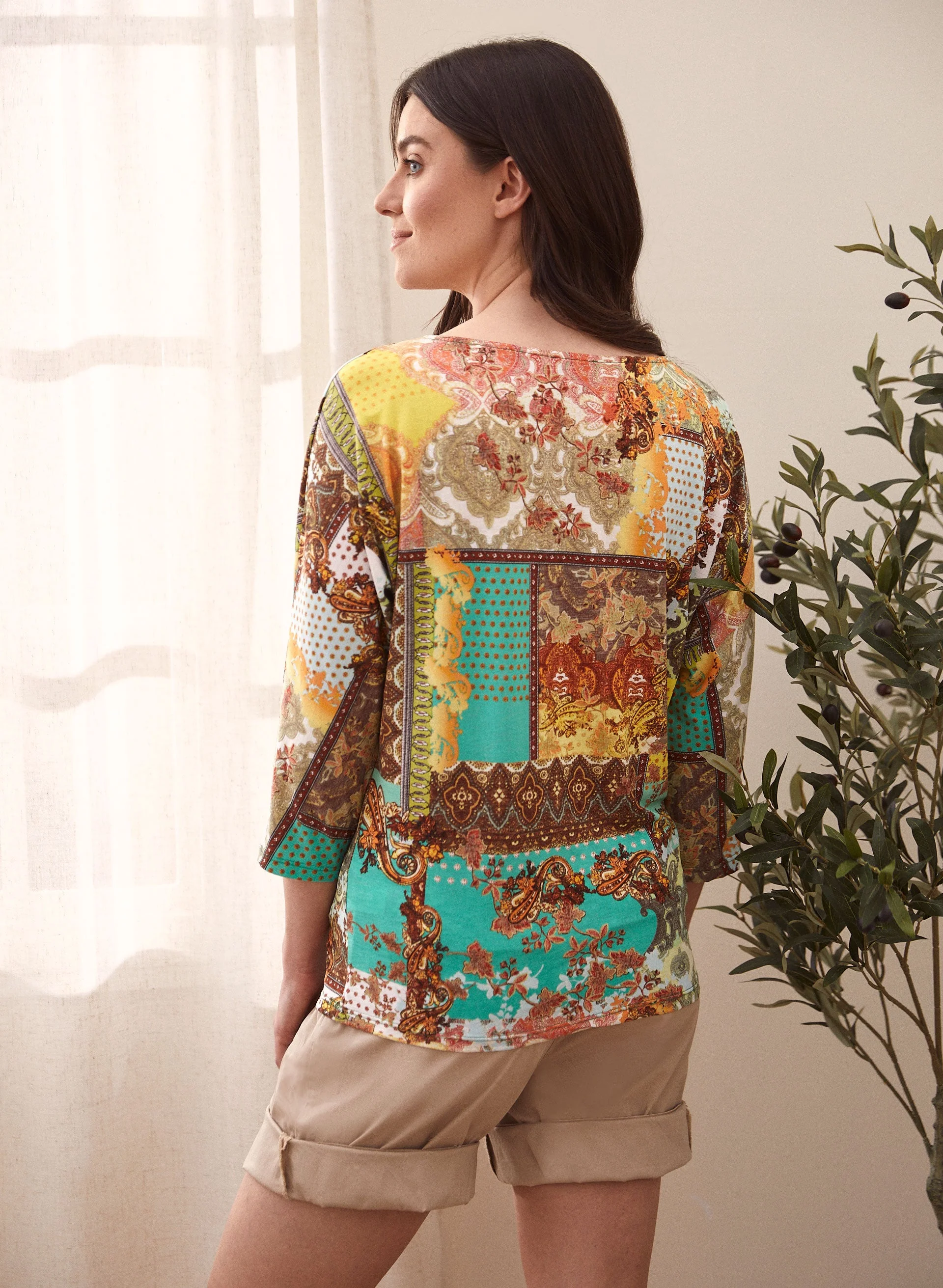 3/4 Sleeve Patchwork Print Top - Image 4