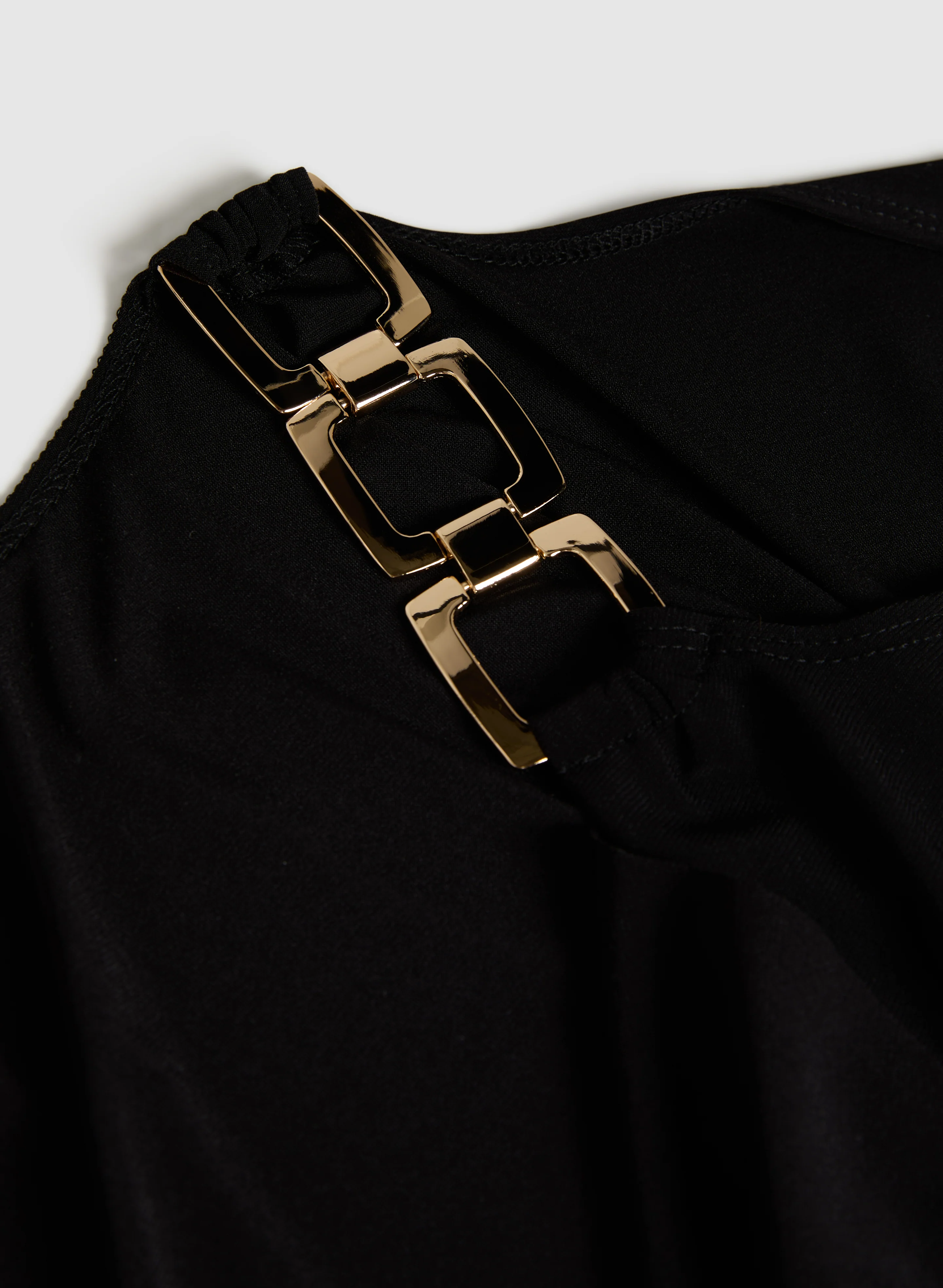 Chain Link Cold-Shoulder Top - Image 7