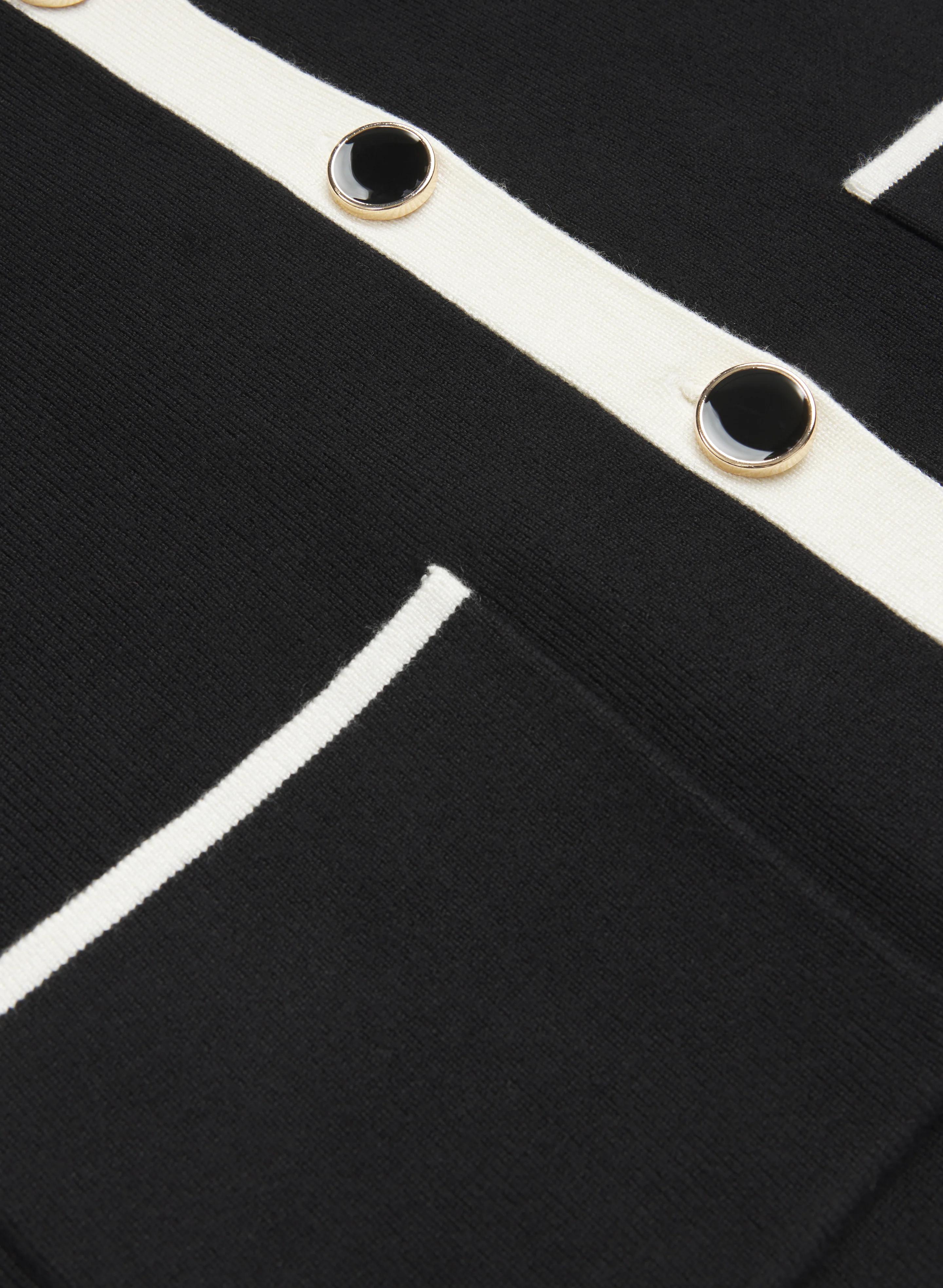 Contrast Short Sleeve Cardigan - Image 7