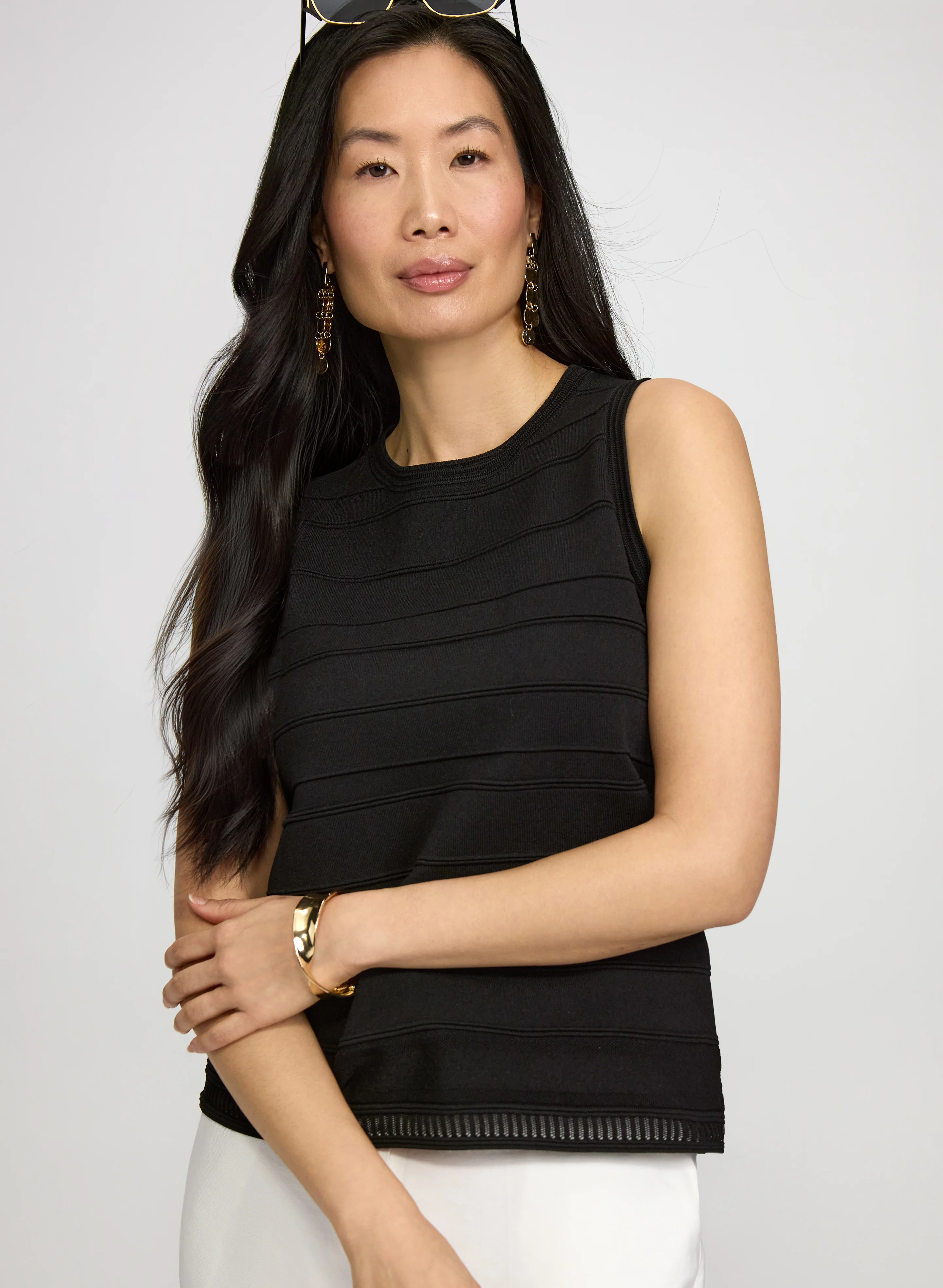 Crew Neck Sleeveless Knit