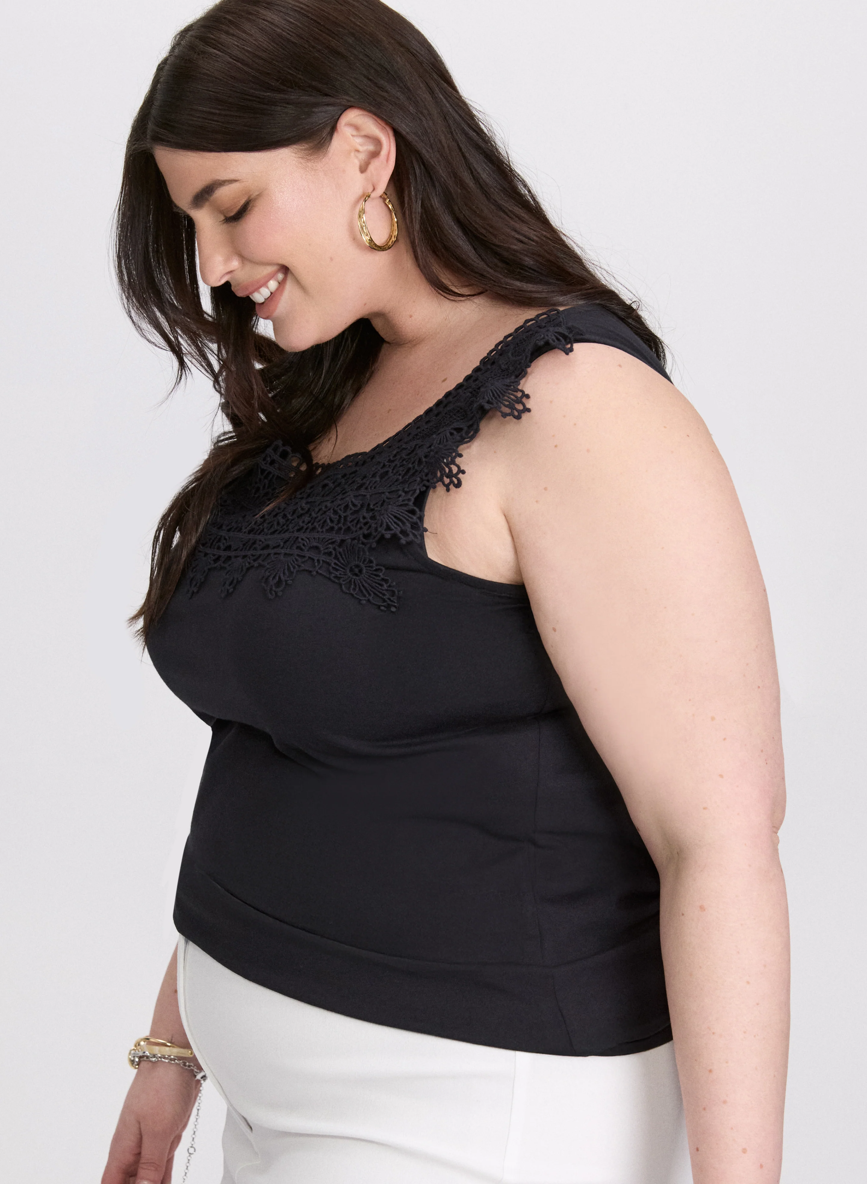 Crochet Appliqué Tank Top - Image 5