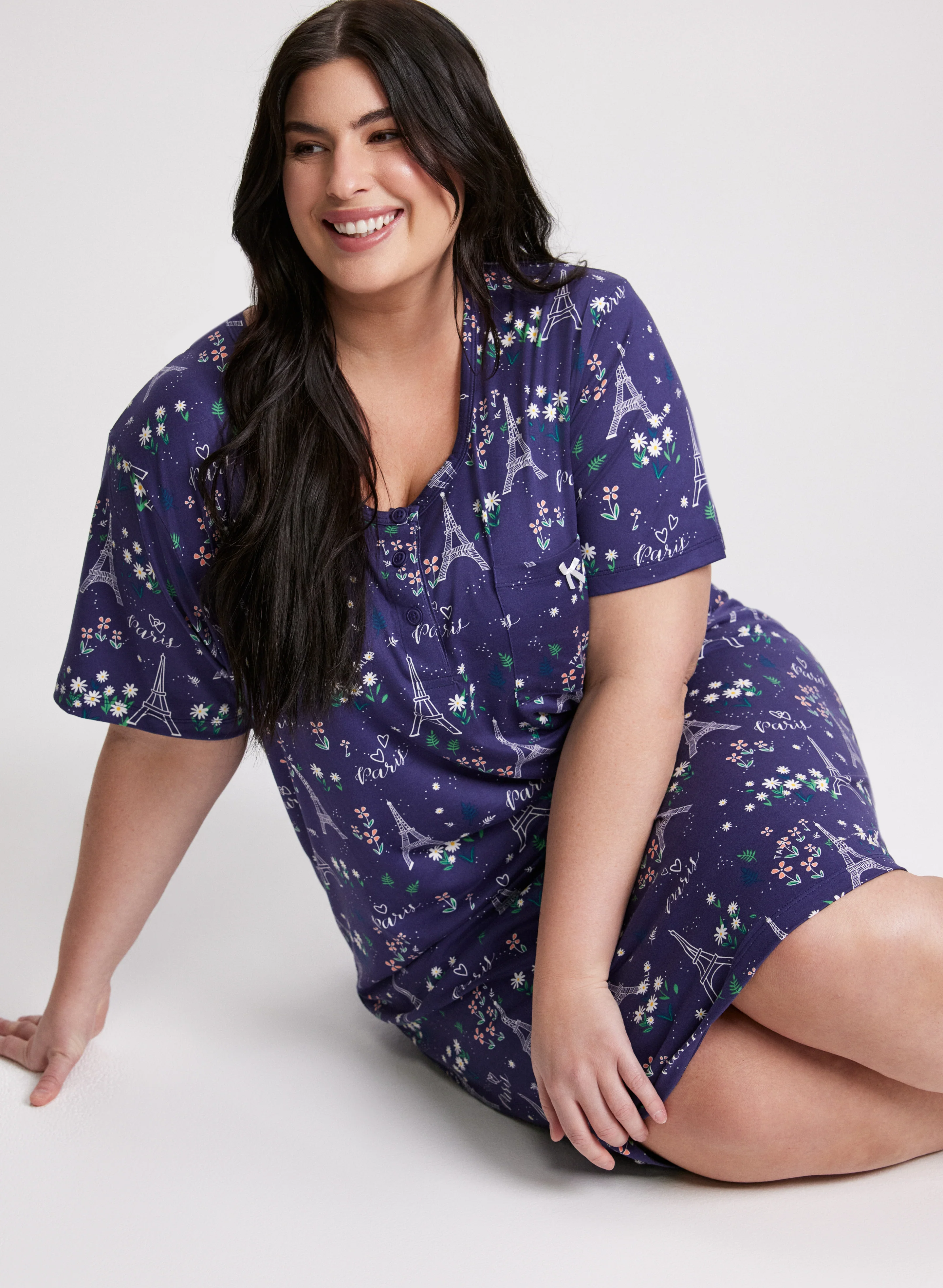 Eiffel Tower Print Nightgown - Image 4