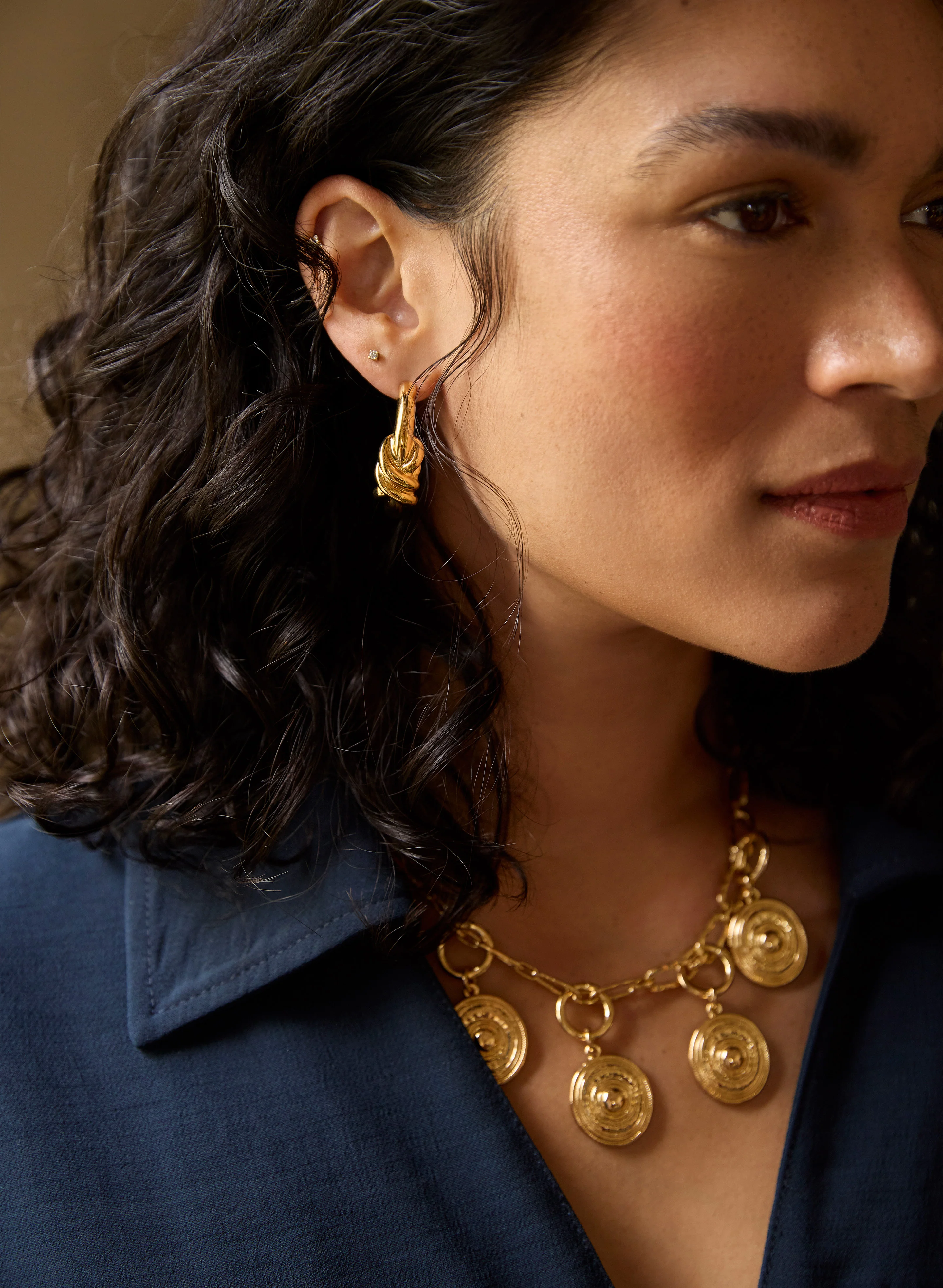 Knot Open Hoop Earrings - Image 3