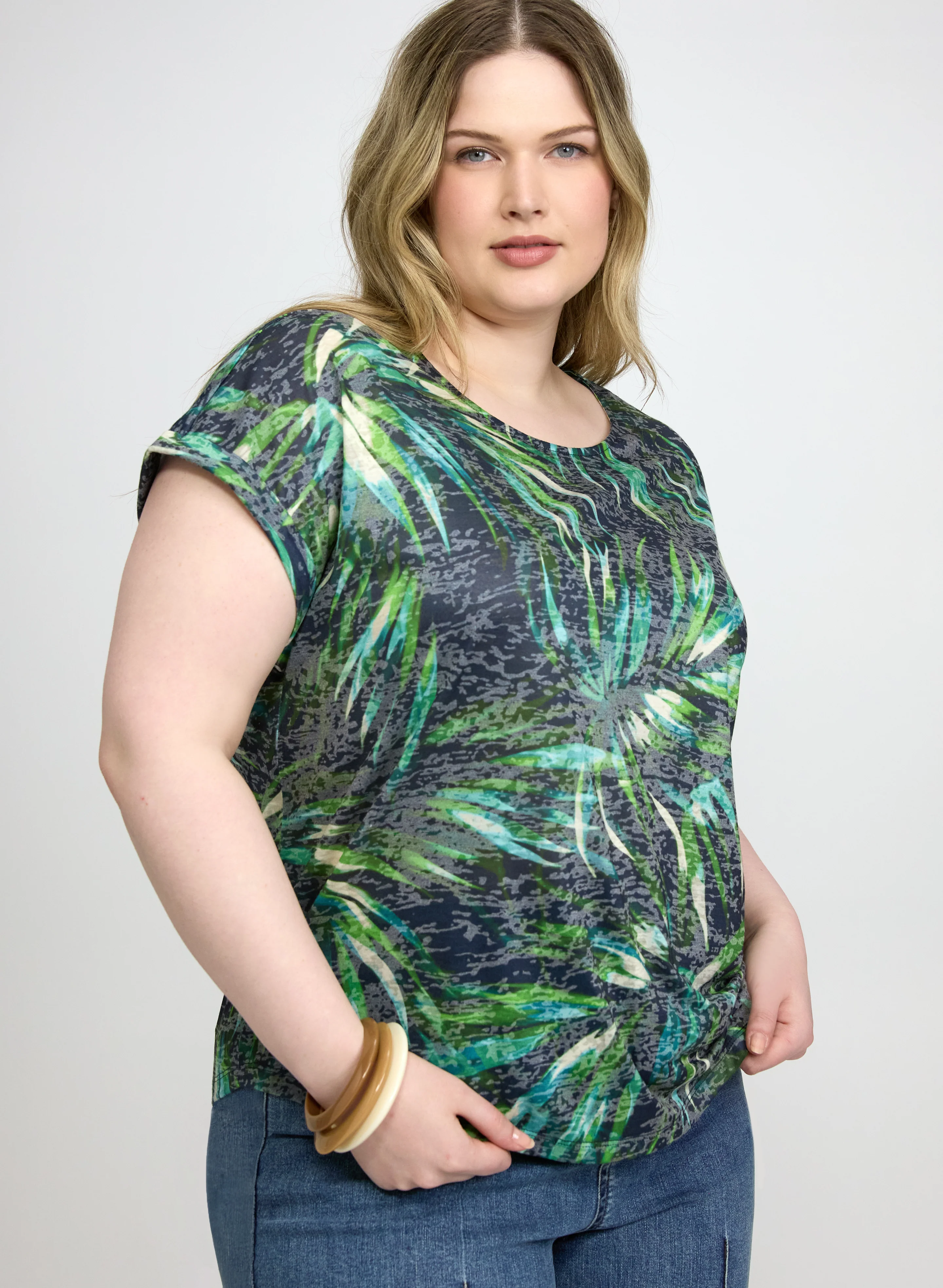 Leaf Print T-Shirt - Image 5