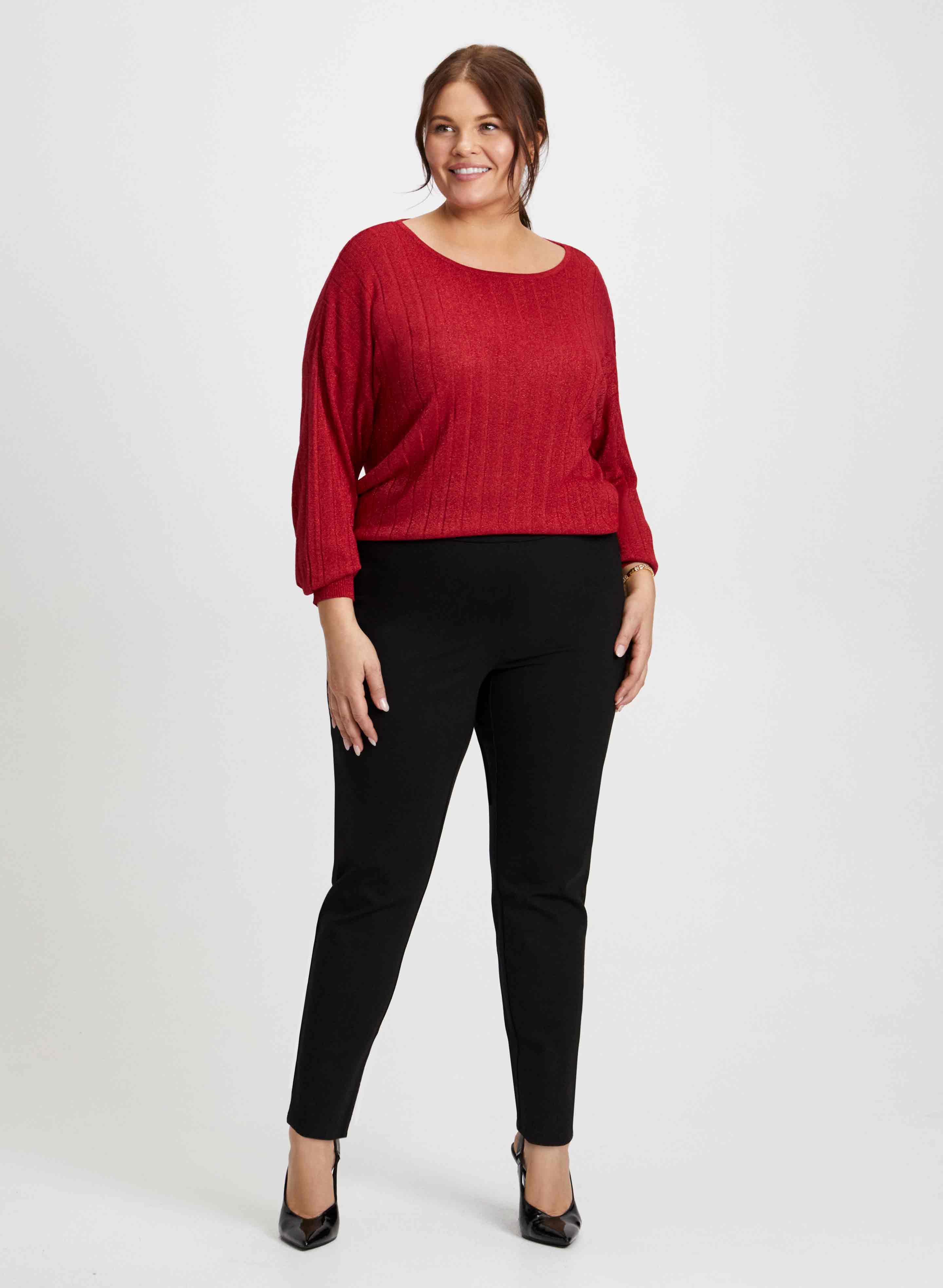 Linear Motif Sweater & Slim Leg Pants