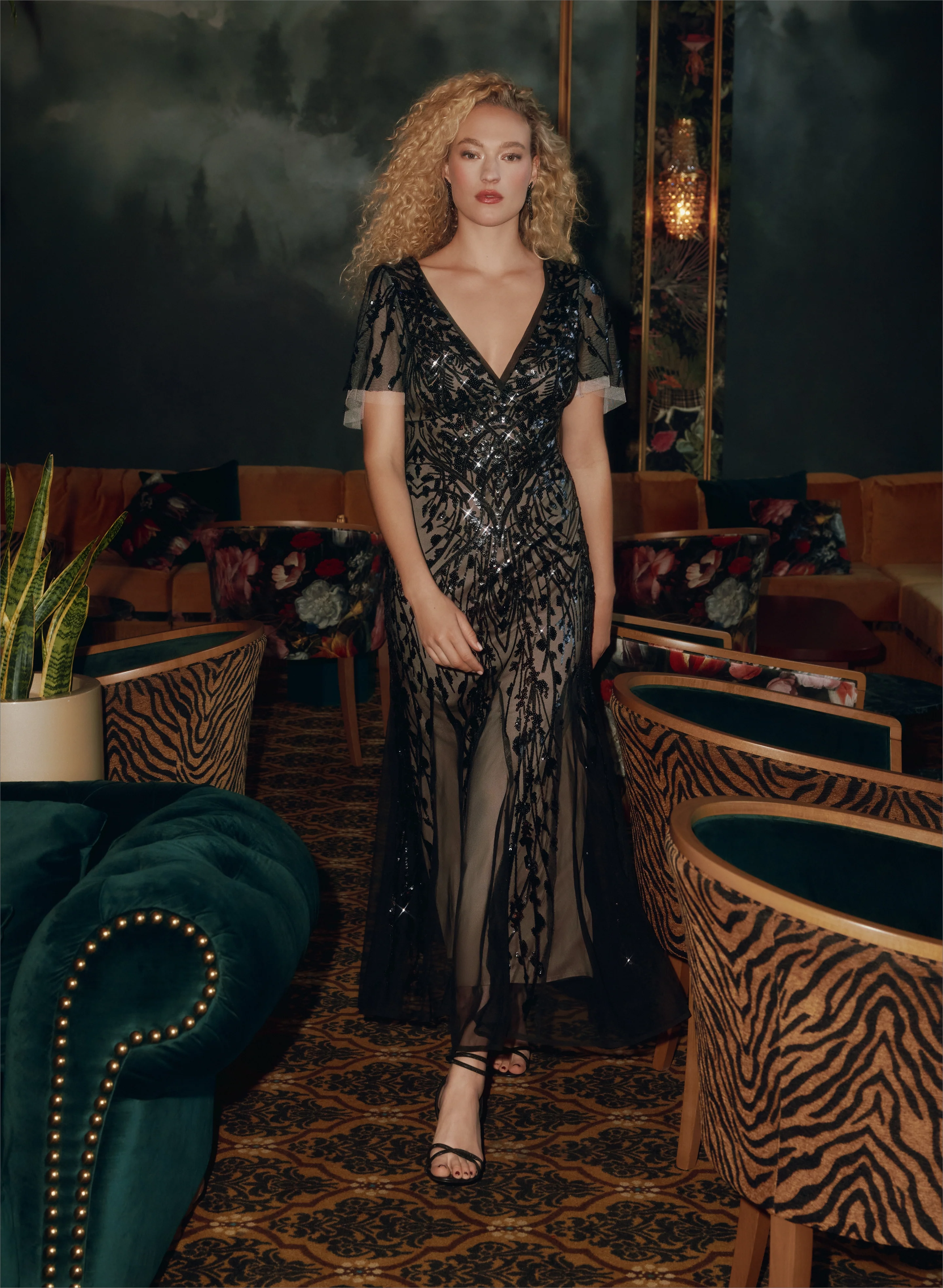 Look 05 – HOLIDAY 2025