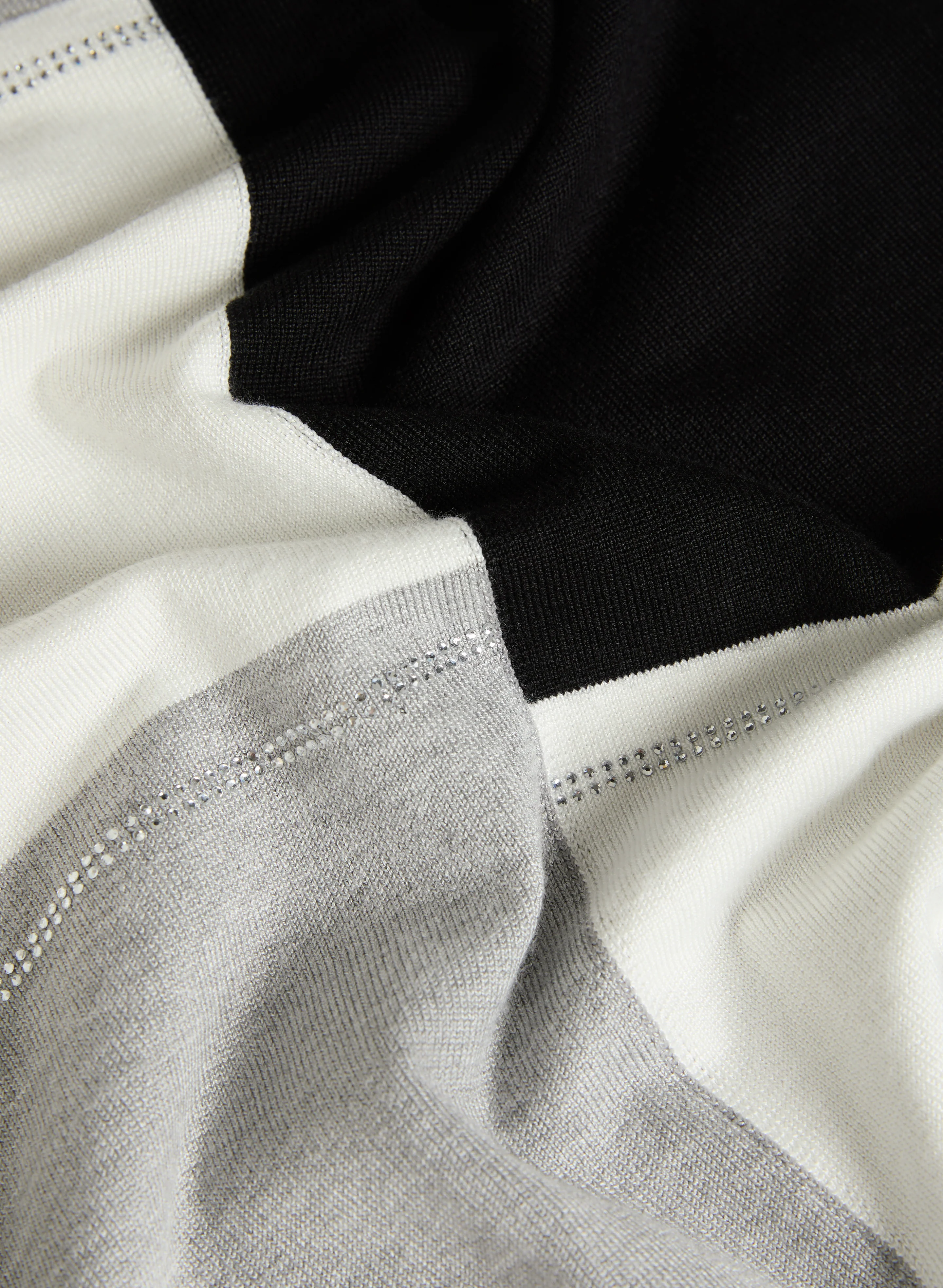 Scoop Neck Colour Block Sweater - Image 7
