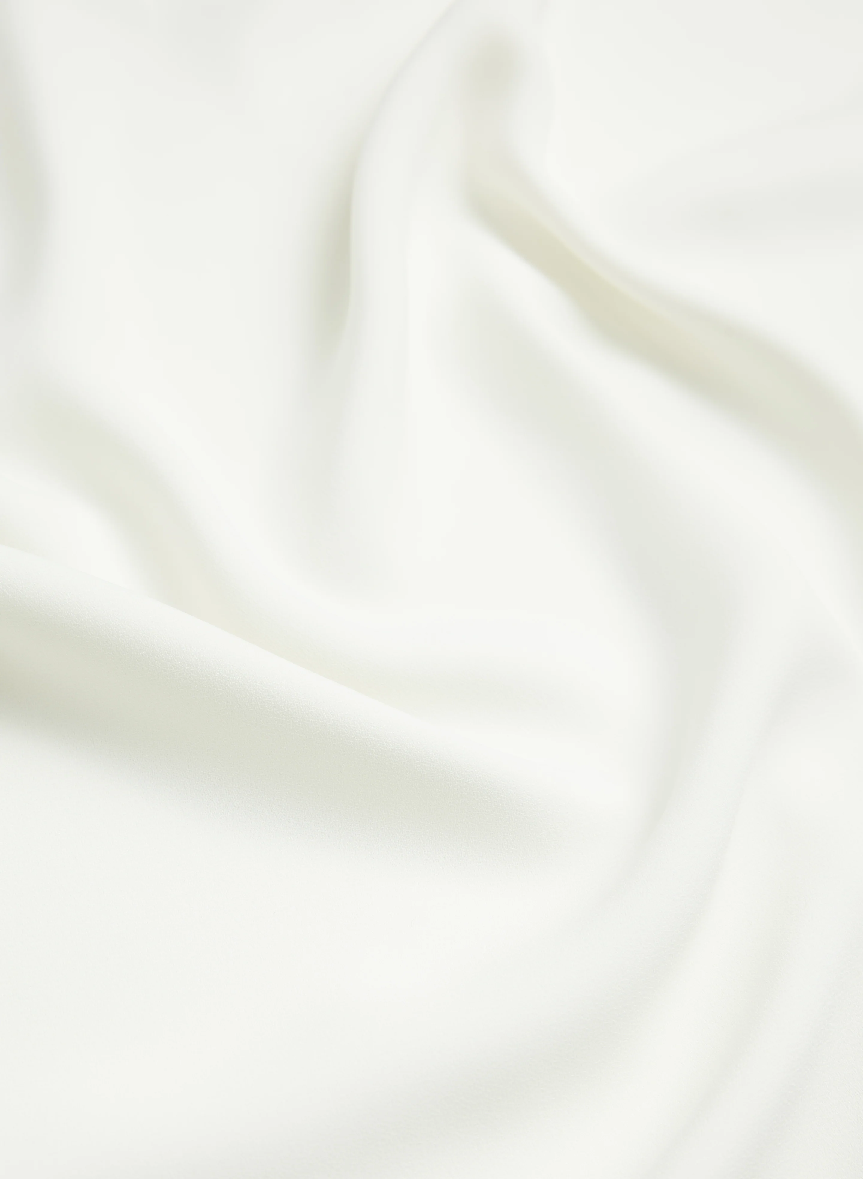 Sleeveless Crepe Blouse - Image 7
