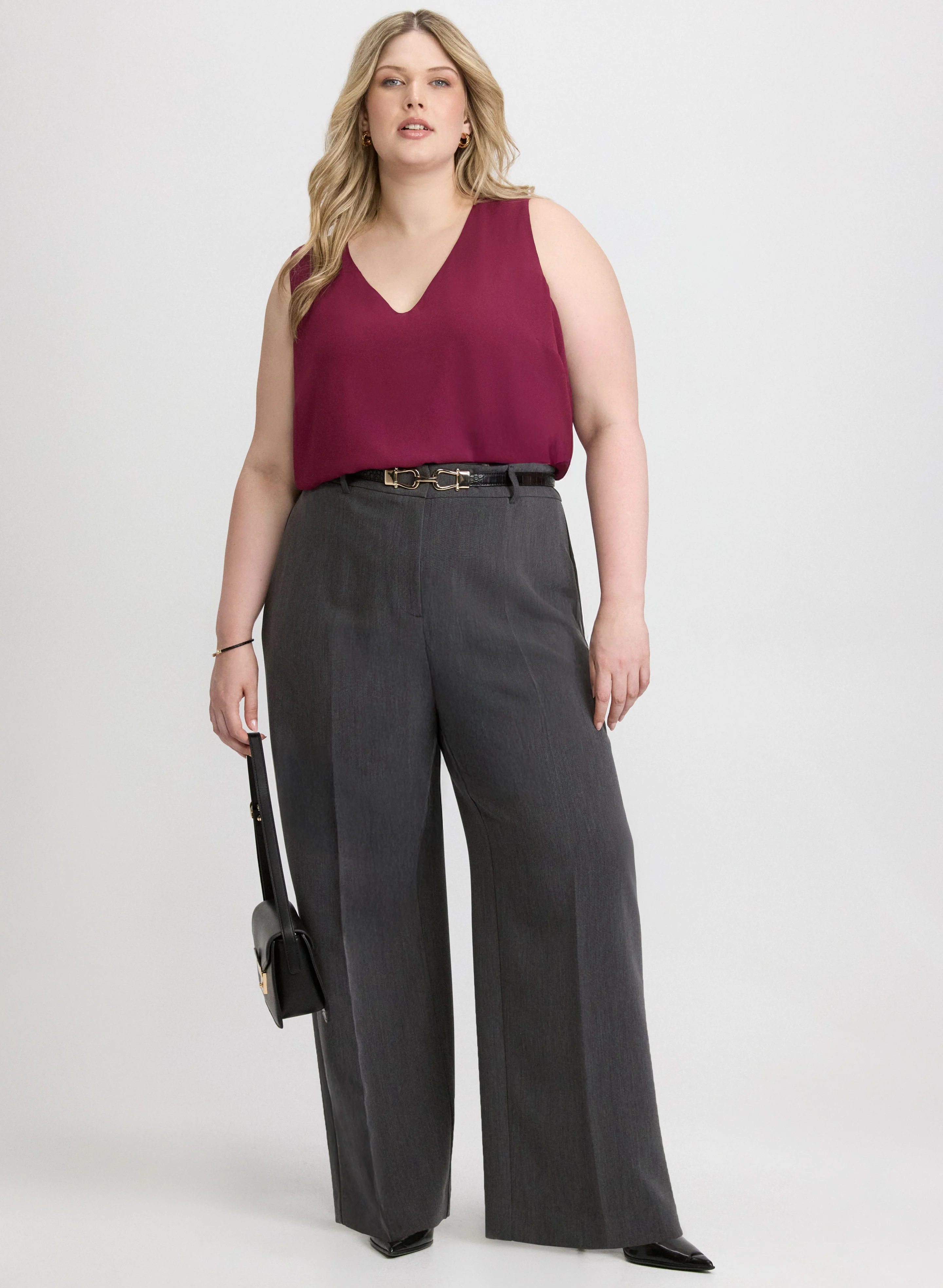 Sleeveless V-Neck Blouse - Image 10