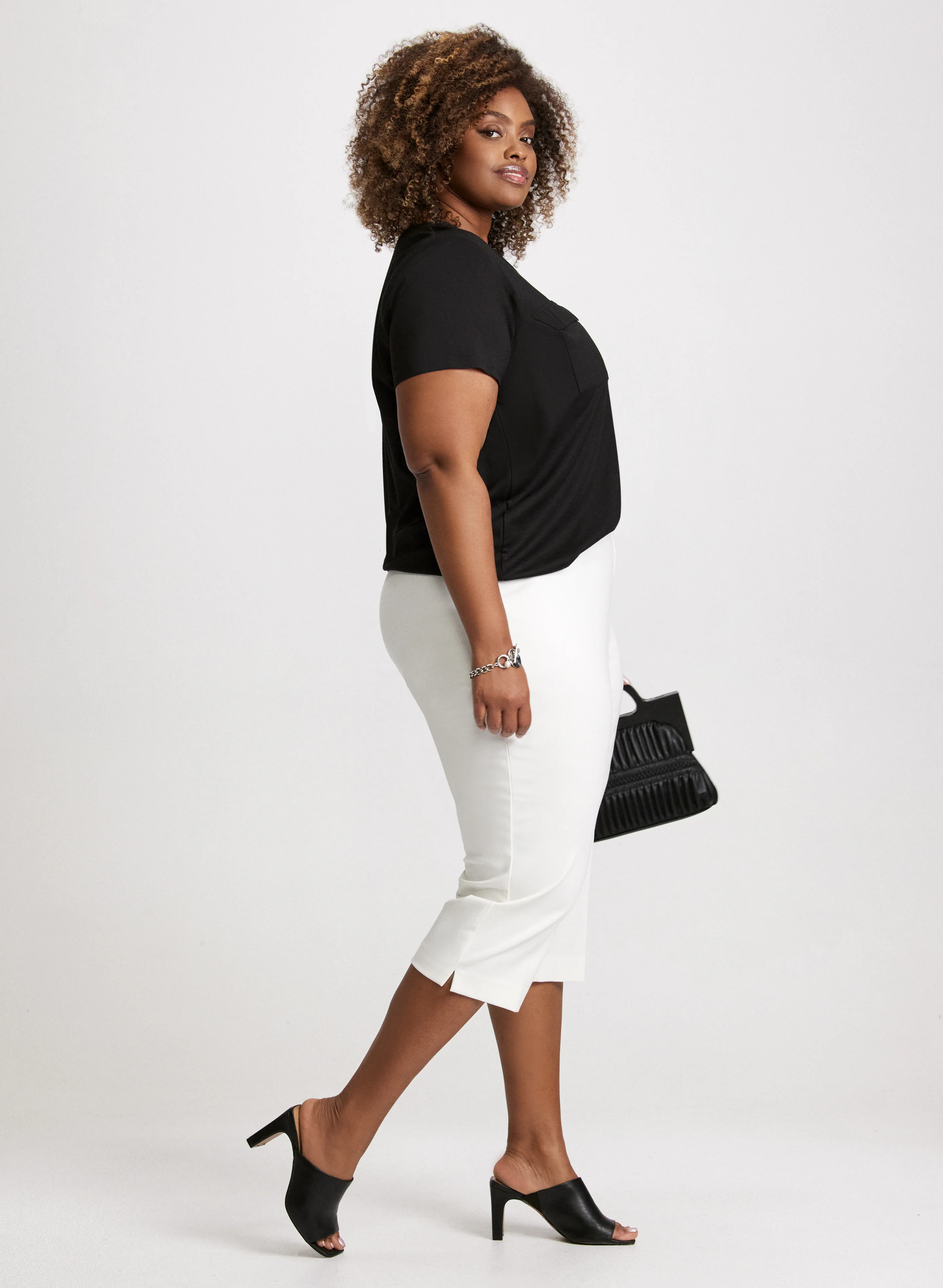 Slit Detail Straight Leg Capris - Image 5