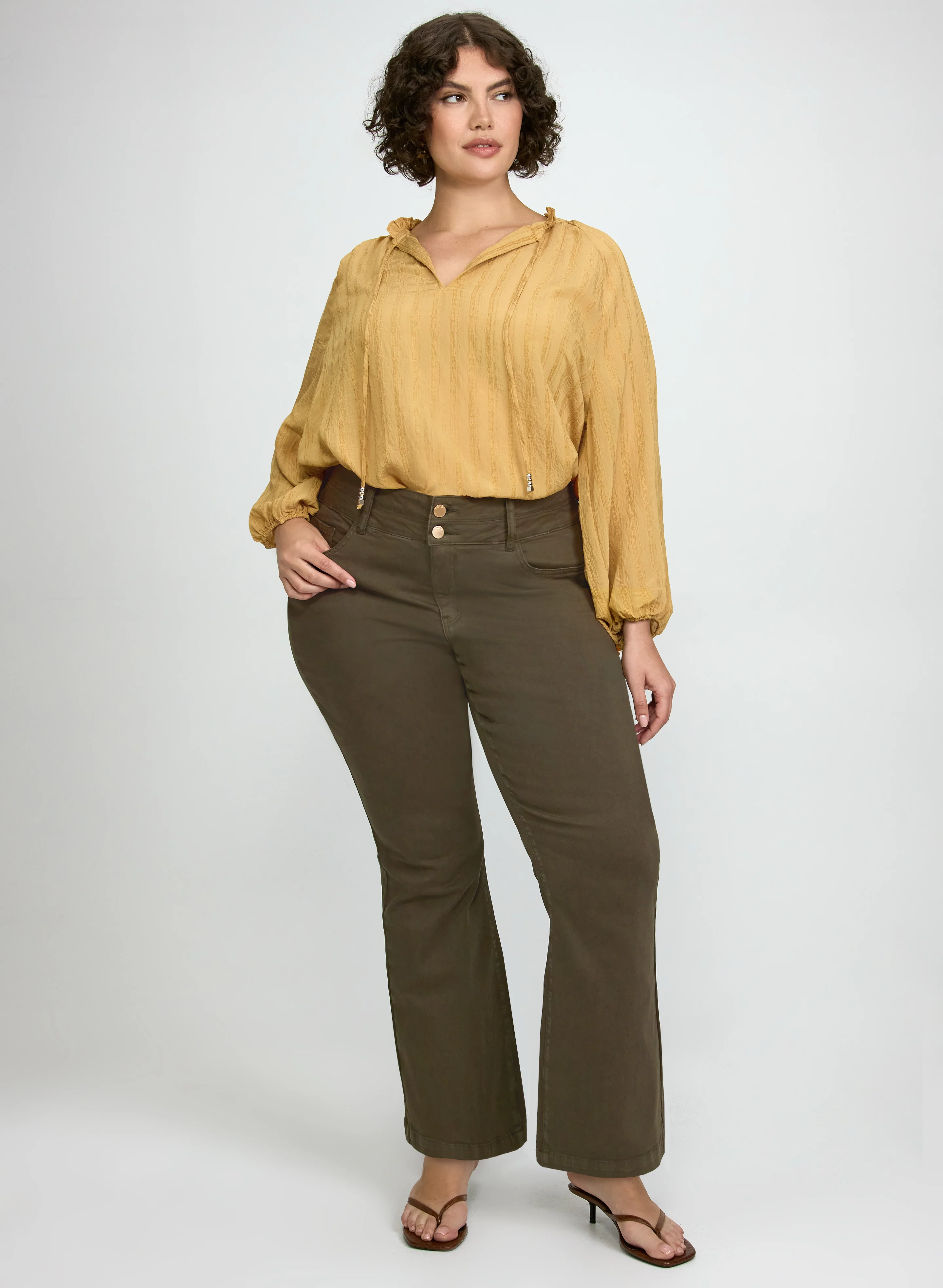 Textured 3/4 Sleeve Blouse - Image 2