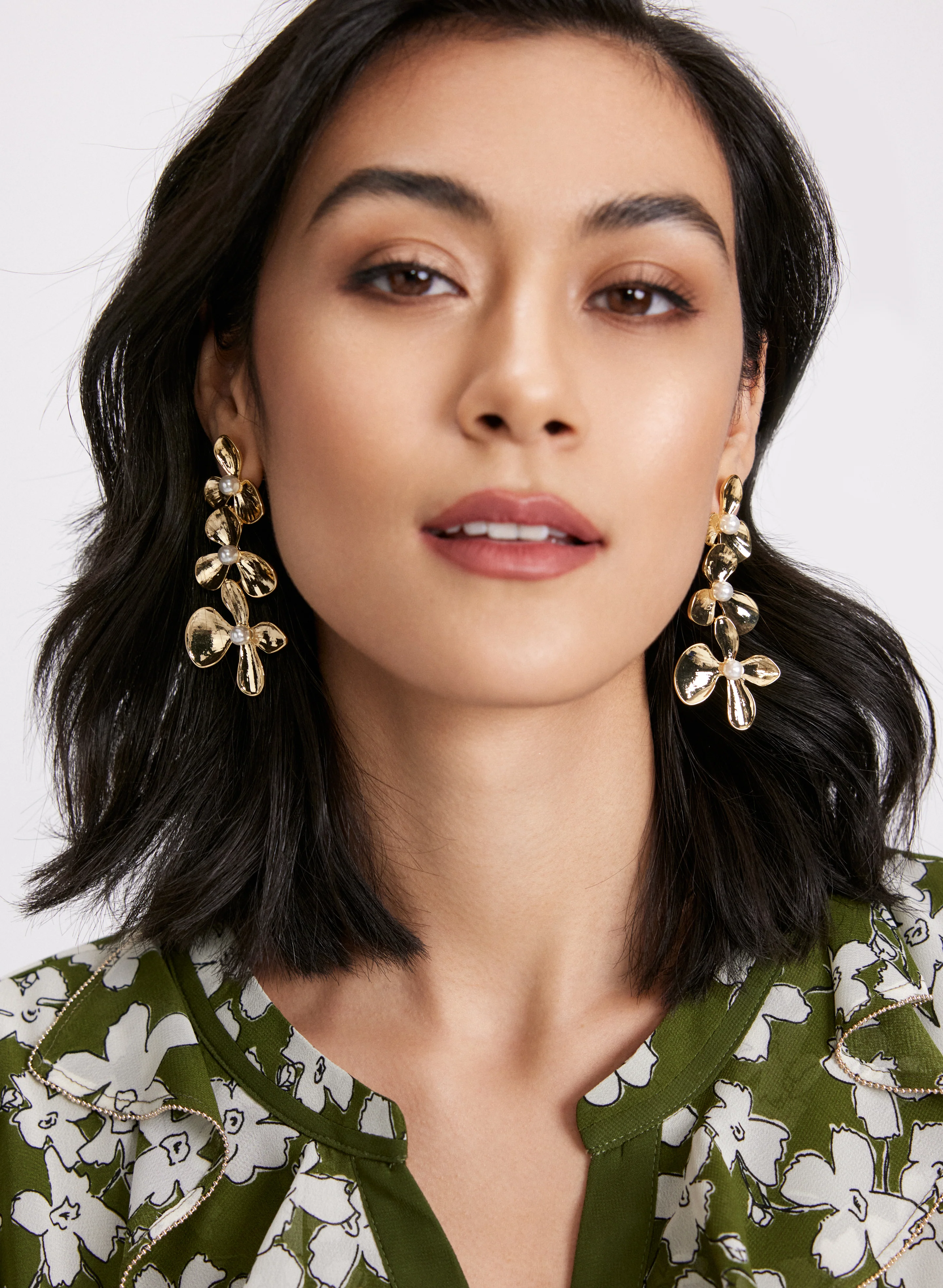 Tiered Floral Earrings - Image 3