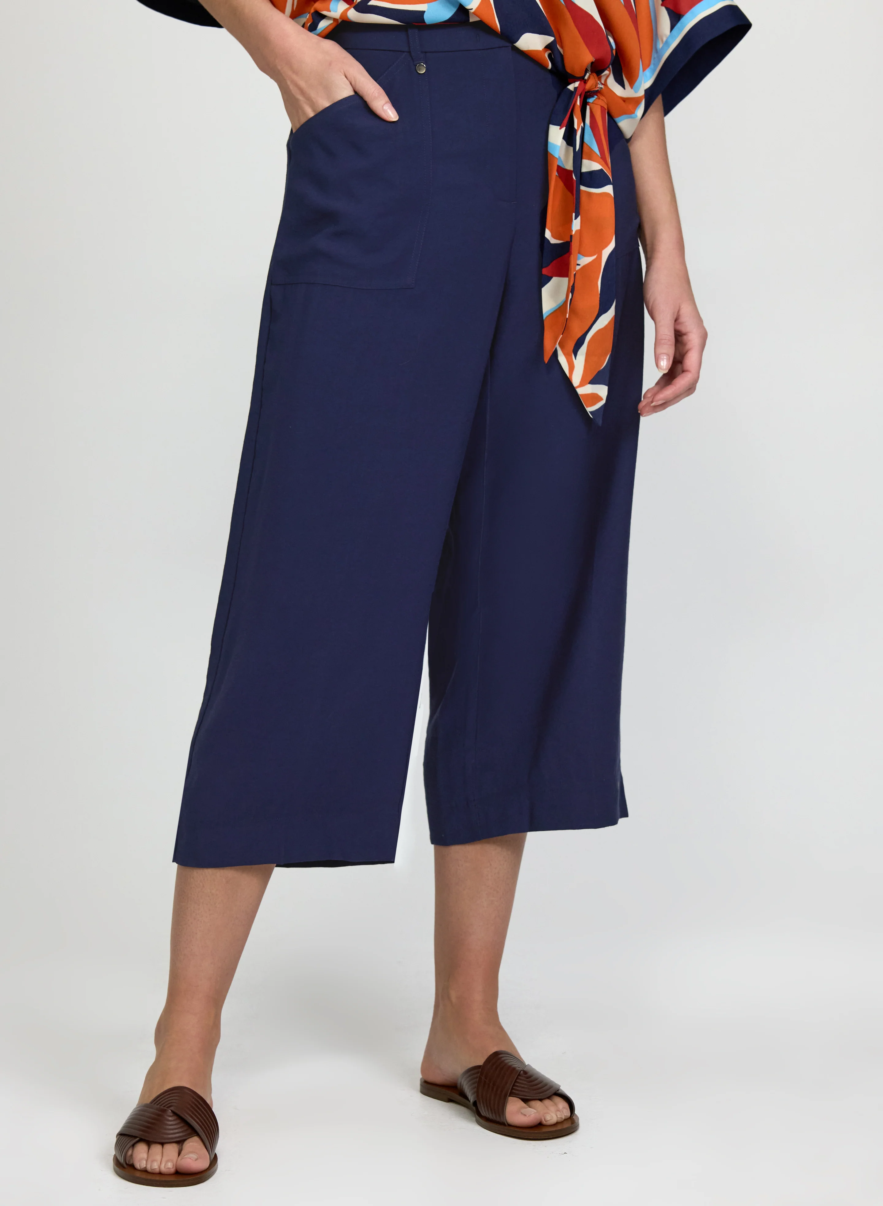 Wide-Leg Capris