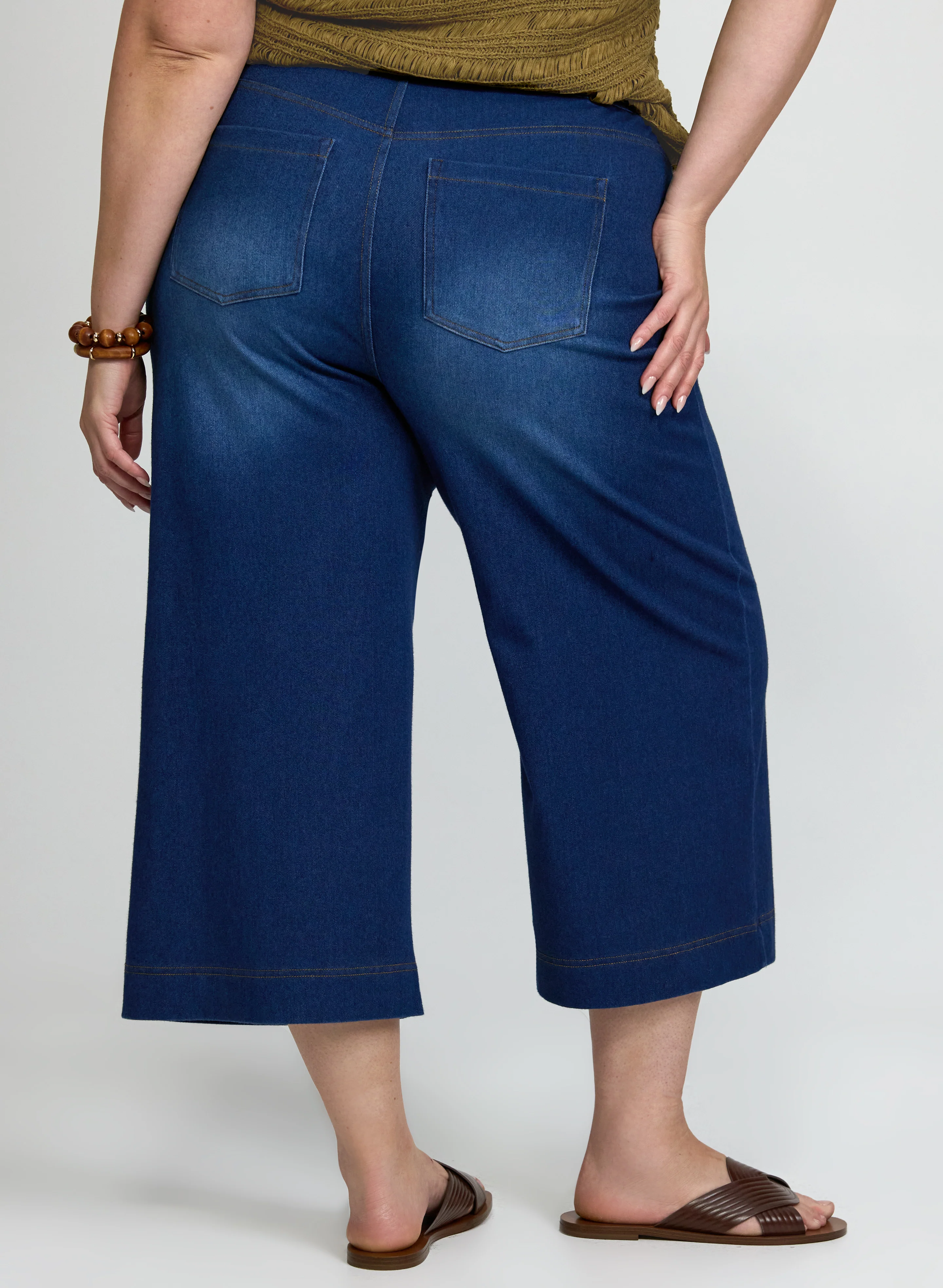 Wide-Leg Denim Capris - Image 4