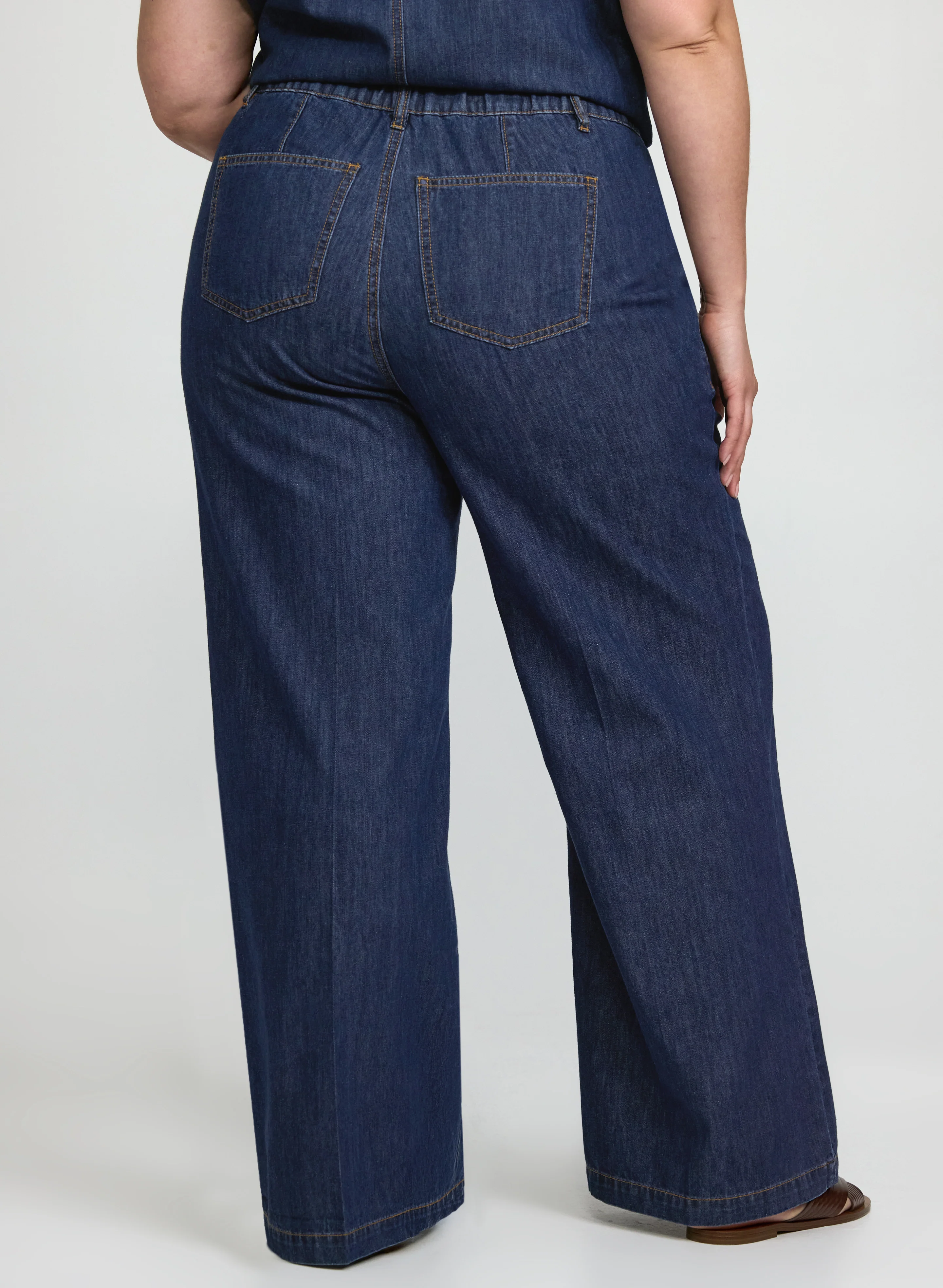 Wide-Leg Jeans - Image 2